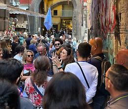 Naples in Love: un viaggio emozionante tra gli amori della Napoli storica
