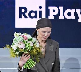 Sanremo 2025, Bianca Balti: «Non sono qui a fare la malata di cancro»