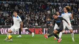 Il Napoli non sa più vincere, con la Lazio è 2-2