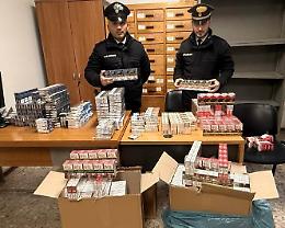 La casa trasformata in “tabaccheria”, marito e moglie arrestati