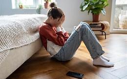 Giornata internazionale della donna: allarme su giovani e relazioni