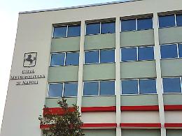 Bradisismo, alte concentrazioni di Co2: chiusa scuola a Fuorigrotta