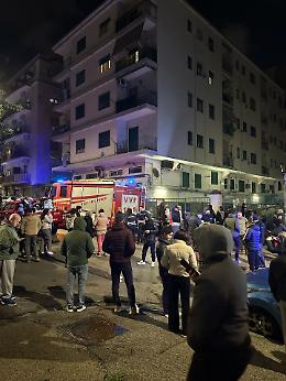 Campi Flegrei, nessuna scossa nella notte ma i residenti dormono in auto 