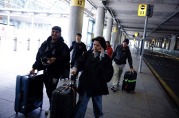 Heathrow, aeroporto riapre dopo incendio
