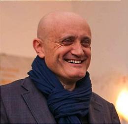 Poesia, racconto e Teatro nel mondo di Gigi Longobardi