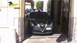 Frode carosello su carburanti, sequestri per 112 milioni