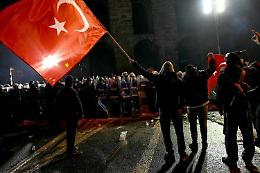 Turchia: l’Ue è cieca. Trump, domani un test