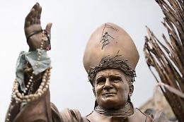 Papa Wojtyla, 20 anni fa la morte: chi era il Papa che cambiò la Storia
