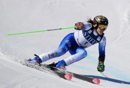 Brignone, paura ai campionati di gigante: cade e viene portata via in elicottero