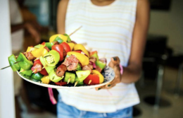 Dieta occidentale? Meglio quella africana che “spegne" le infiammazioni: lo studio