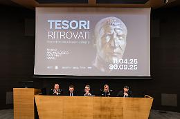 Al Mann la mostra sul mercato nero delle opere d'arte