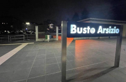 Picchia e violenta una ragazzina, arrestato un 21enne