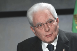 Mattarella ricoverato per impianto pacemaker, operato ieri sera: «Notte tranquilla»