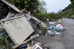 Una discarica abusiva da Napoli a Pozzuoli: ambientalisti sul piede di guerra