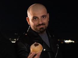 "Zio Rocco" giudice su Food Network in “Dolci di notte”