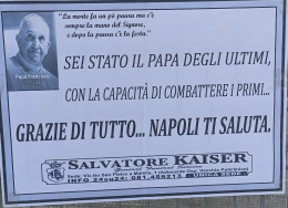 A Napoli manifesti funebri per papa Francesco