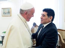 Papa Francesco e il legame con Maradona, grazie al &ldquo;Roma&rdquo; incontr&ograve; Jos&egrave; Alberti