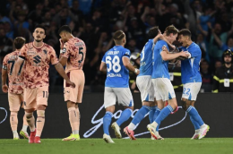 Napoli, fuga per lo scudetto