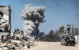 Gaza, raid di Israele su una scuola
