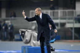 Conte verso la Juventus, De Laurentiis sceglie Max per continuare a vincere
