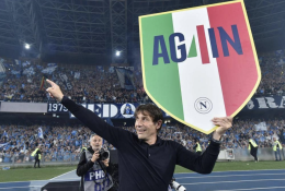Napoli, la grande attesa per Conte