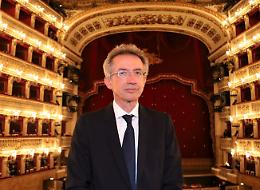 Teatro San Carlo, è scontro totale
