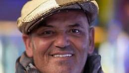 Il professore sospeso dopo il post su Meloni: «Non mangio, ho perso tre chili»