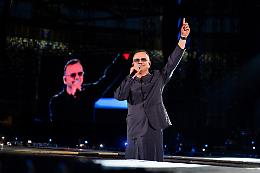 Gigi D'Alessio, due nuove date a Piazza del Plebiscito