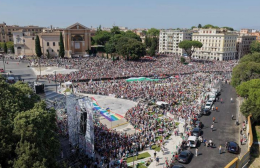 La piazza pro-Gaza di Pd-M5S-Avs