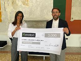 RMotori inaugura la nuova sede e raccoglie 3mila euro a favore della Fondazione Santobono Pausilipon
