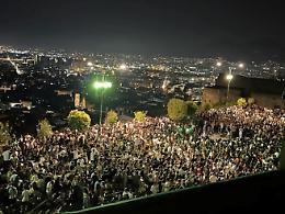 Notte prima degli esami, a Napoli scattano i divieti
