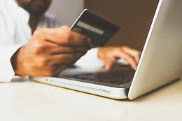 Shopping online: come risparmiare in estate