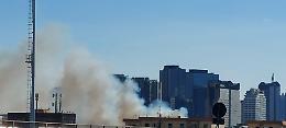 Due incendi in poche ore, aria irrespirabile