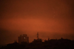 Ucraina, pesante attacco russo con missili e droni: incendi infiammano Kiev