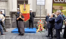 Galleria Umberto I,  una targa per Salvatore Giordano
