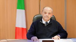 Proteste agli orali della maturità, don Vitiello: «Vanno bocciati»