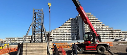 Scampia, fiaccolata a un anno dal crollo della Vela celeste