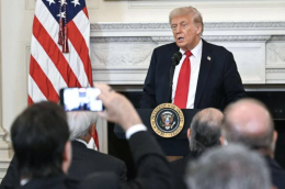 Usa, Trump esce dall'Unesco: «È anti-americana, anti-israeliana e woke»
