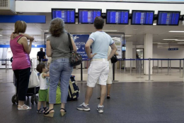 Sabato nero per il trasporto aereo, oggi 4 ore di sciopero