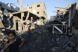 Gaza, «almeno 25 palestinesi uccisi dall'alba». Hamas replica a Trump