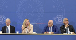 Caso Almasri: «Nordio, Mantovano e Piantedosi lo hanno scientemente aiutato» 
