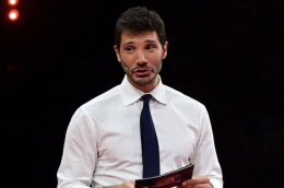 Il legale di Stefano De Martino sui video privati: «Come sta? Chiunque sarebbe offeso e triste»