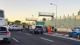 Incidente stradale sulla A3, morti due ragazzi