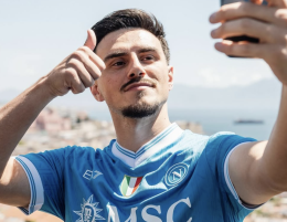 Elmas: «Sono tornato a Napoli, sono tornato a casa»
