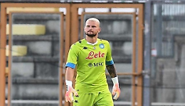 Napoli, frattura alla mano per Contini