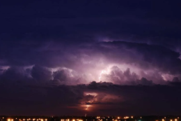 L'autunno si presenta, ecco la tempesta equinoziale: le previsioni meteo