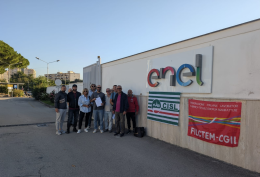 Tagli a sede Enel di Napoli, proteste dei sindacati 