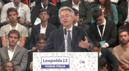 Manfredi: entro 2 anni sistemeremo gli abitanti delle Vele di Scampia