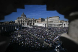 Bartolo Longo è santo, appello del papa per la pace
