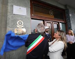 Una targa al Grand Hotel Vesuvio per ricordare il patron Sergio Maione